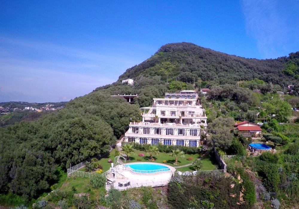 CapoSperone Resort Palmi Esterno foto
