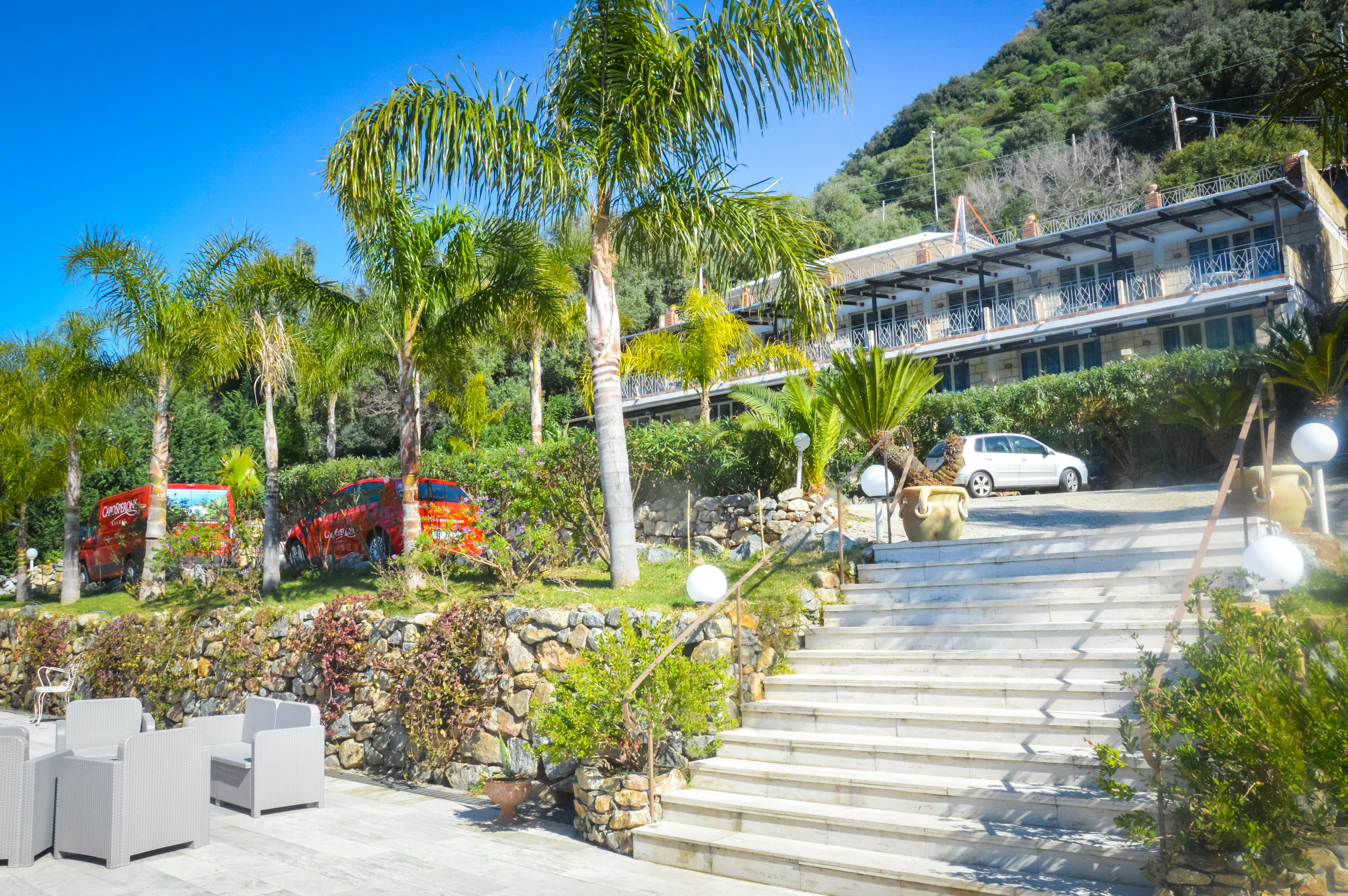 CapoSperone Resort Palmi Esterno foto